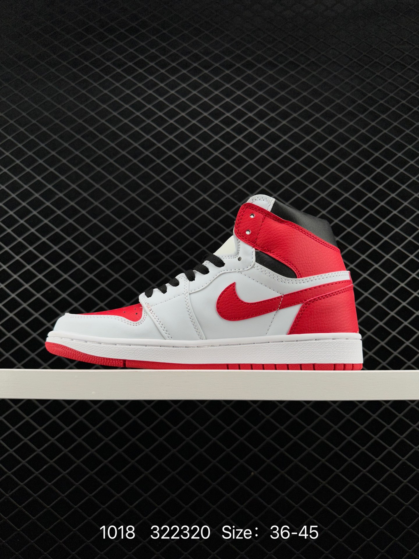 Nike Air Jordan 1 Retro High OG”Black/White“